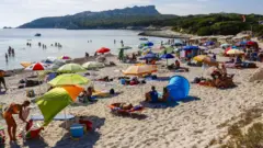 Turistas en Cerdeña