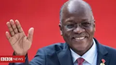 Tanzania John Magufuli.
