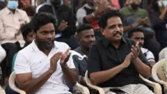 மார்கழியில் மக்களிசை நிகழ்ச்சியில் ரஞ்சித் மற்றும் எம் பி சு வெங்கடேசன்