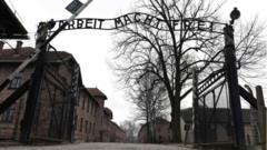 Eingangstor zum Konzentrationslager Auschwitz.