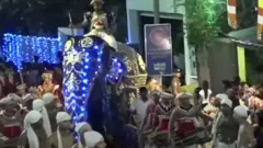 হঠাৎ কথা নেই বার্তা নেই উম্মত্ত হয়ে উঠলো হাতিটি। এলোপাতাড়ি ছুটতে শুরু করলো। পদদলিত করতে লাগলো মানুষজনকে।