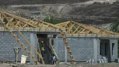 Строительство Агалы