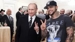 Владимир Путин с Тимати в марте 2012 года