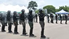Ndị uweojii