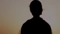 এক নারীর সিলুয়েট