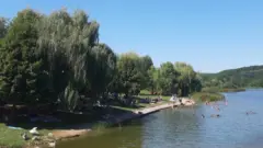 jezero bruje
