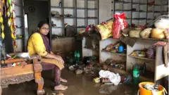 వరదలకు షాపులో ఏమీ మిగల్లేదని శ్రీవాణి అన్నారు