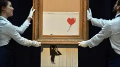 Banksy 'Kırmızı Balonlu Kız' eseri