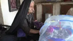 70 வயது மூதாட்டி