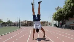 ترك وظيفته في البورصة المصرية من أجل حلم رياضي