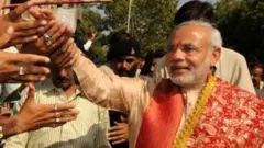 नरेंद्र मोदी