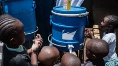 Watoto wakinawa mikono nchini Kenya