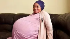 Gosiame Thamara Sithole: Mwanamke ajifungua watoto 10 Afrika kusini