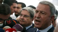 hulusi akar