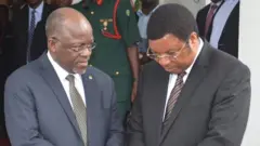 Perezida John Magufuli na umushikiranganji wa mbere wa Kassim Majaliwa