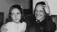 Gaitán y su hija Gloria.