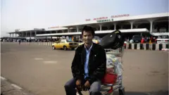 ২০১৯ সালে মালদ্বীপ থেকে বাংলাদেশে ফেরত আসার পর একজন বাংলাদেশি