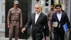 حسین فریدون تیر ماه ۹۶ با اتهام‌های مالی دستگیر و روز بعد با وثیقه ۵۰ میلیارد تومانی آزاد شد