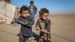 أطفال لاجئون من سوريا.