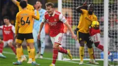 Odegaard score and celebrate