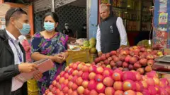 बजार अनुगमन