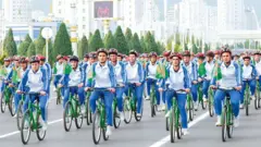 7 Nisan'da düzenlenen kitlesel bisiklet turu.