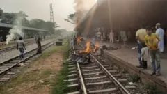 ব্রাহ্মণবাড়িয়া রেল স্টেশনে আগুন