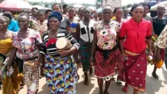 Ụmụnwaanyị Amangwu Ọhafịa