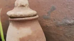 விழுப்புரத்தில் கிடைத்த தொல்லியல் பொருட்கள்