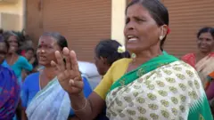 ఫార్మాసిటీతో తమ జీవితాలు నాశనమవుతాయని స్థానికులు ఆందోళన వ్యక్తం చేస్తున్నారు