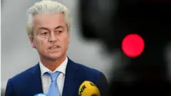 يعد فيلدرز أحد أشد السياسيين المتطرفين في هولندا