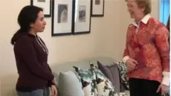 ماري روبنسون والشيخة لطيفة