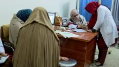 روغتون