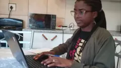 تقول أليدا إن الوظيفة التي تحلم بها هي أن تكون مهندسة بيانات.