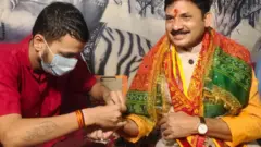 અંબાજીમંદિરમાં દેવુસિંહ ચૌહાણ