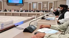 د ازبکستان په تاشکند کې د افغانستان په اړه نړیوال کنفرانس پیل شو.