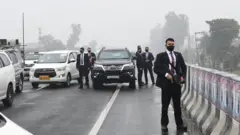 نریندر مودی، سکیورٹی