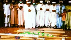Mahaifin yaran ya ce ya dangana