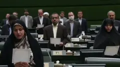 ترکیب مجلس جدید ایران؛ اصولگرا اما چند پاره