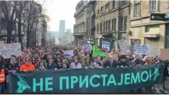 Ne pristajemo - ključna je parola protesta
