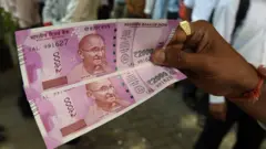 2000 रुपये का नोट चलन से बाहर