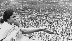 ਅਗਸਤ 1997: ਮਮਤਾ ਬੈਨਰਜੀ