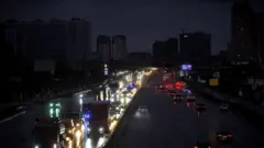київ