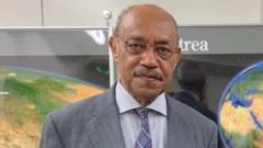 ኣምባሳደር ኤርትራ ኣብ ጃፓን እስጢፋኖስ ኣፈወርቂ