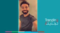 نجم نادي ليفربول محمد صلاح يظهر بتسريحة شعر جديدة