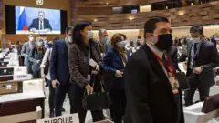 Diplomáticos abandonando la sala durante el discurso de Lavrov