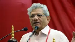 சீதாராம் யெச்சூரி, யோகேந்திர யாதவ்: டெல்லி கலவரத்தை தூண்டியதாக துணை குற்றப்பத்திரிகை தாக்கல்