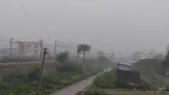 சென்னை உள்ளிட்ட நான்கு மாவட்டங்களுக்கு ரெட் அலர்ட்