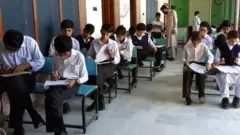 پاکستانی سکول