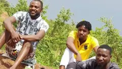 Adam A Zango da wasu abokansa
